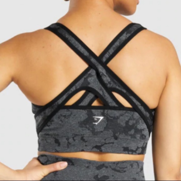 GymShark ADAPT CAMO SEAMLESS SPORTS BRA - Picture 6 of 8